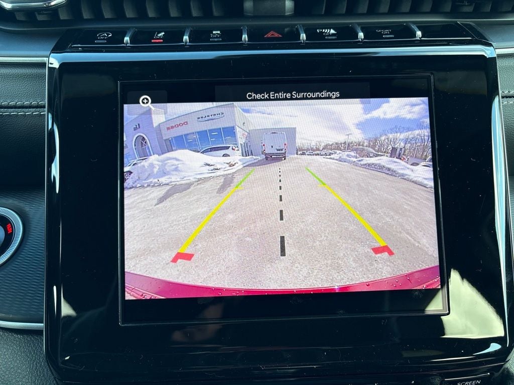 2026 Jeep Grand Cherokee Laredo