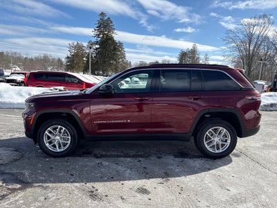 2026 Jeep Grand Cherokee Laredo