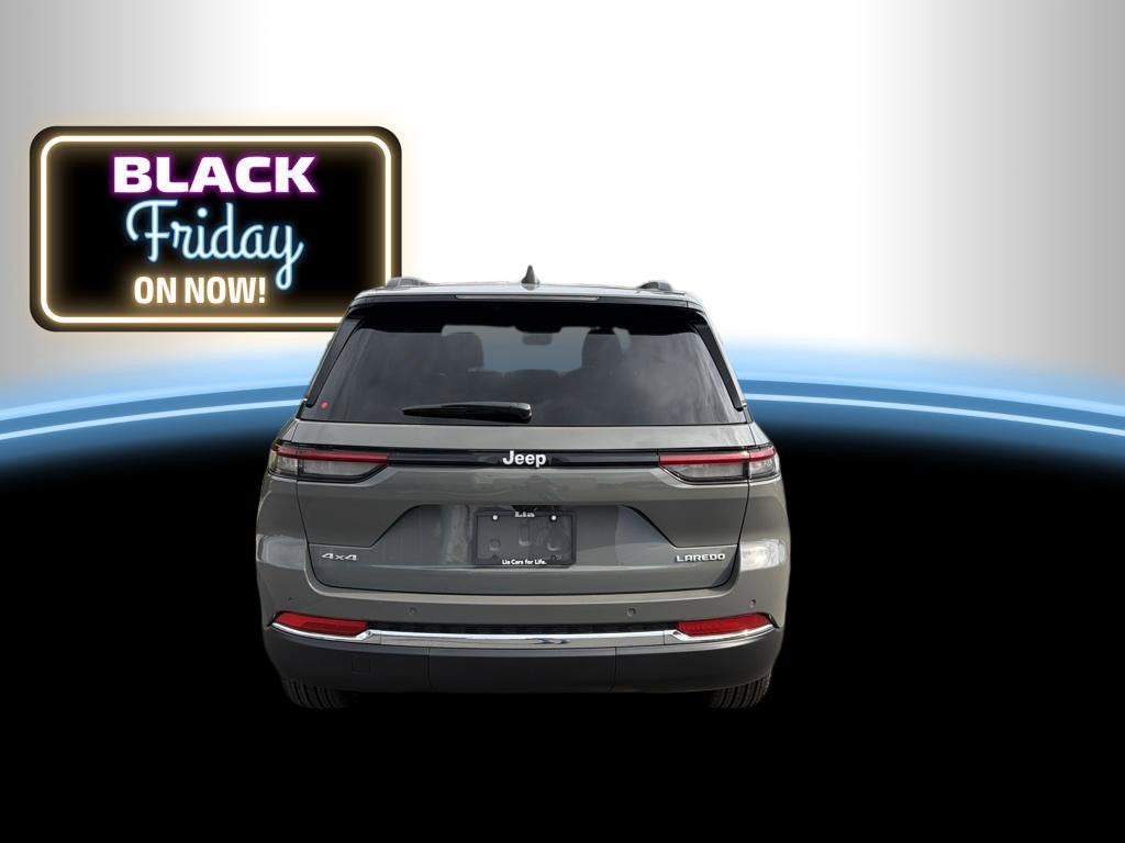 2027 Jeep Grand Cherokee Laredo X