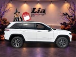 2027 Jeep Grand Cherokee Laredo X