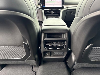 2026 Jeep Grand Cherokee Altitude
