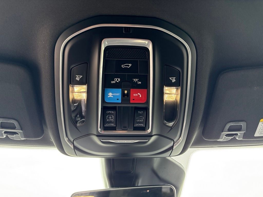 2026 Jeep Grand Cherokee Altitude