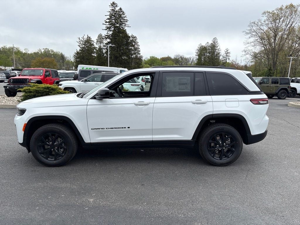 2026 Jeep Grand Cherokee Altitude
