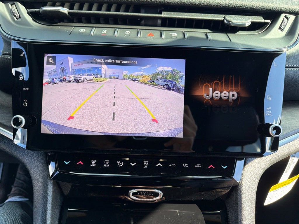 2027 Jeep Grand Cherokee Limited