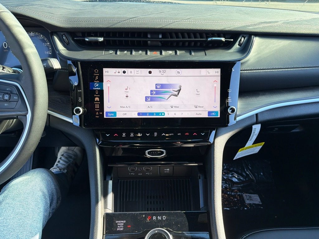2027 Jeep Grand Cherokee Limited
