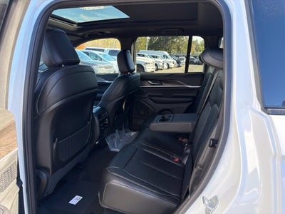 2027 Jeep Grand Cherokee Limited