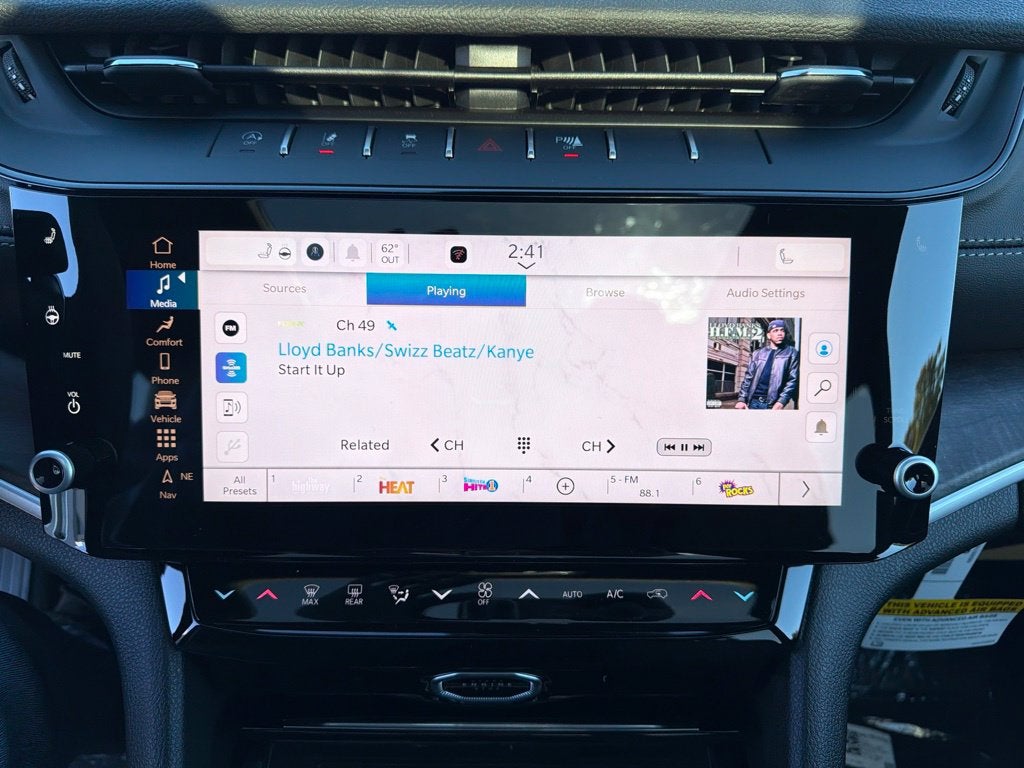 2027 Jeep Grand Cherokee Limited