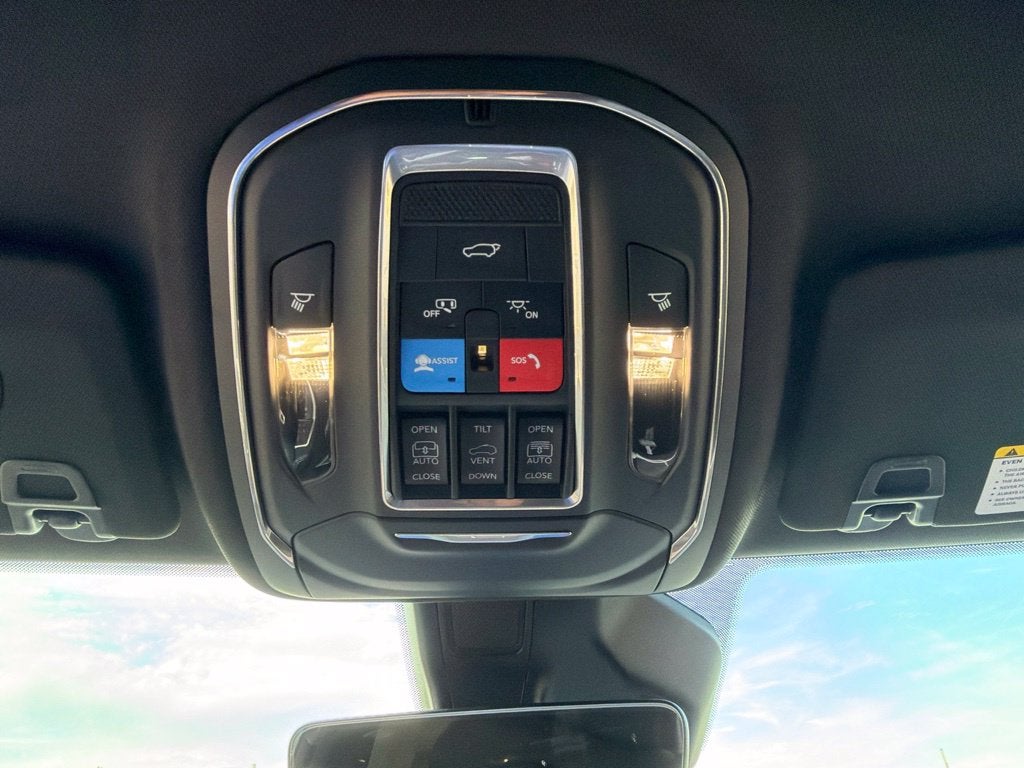 2027 Jeep Grand Cherokee Limited