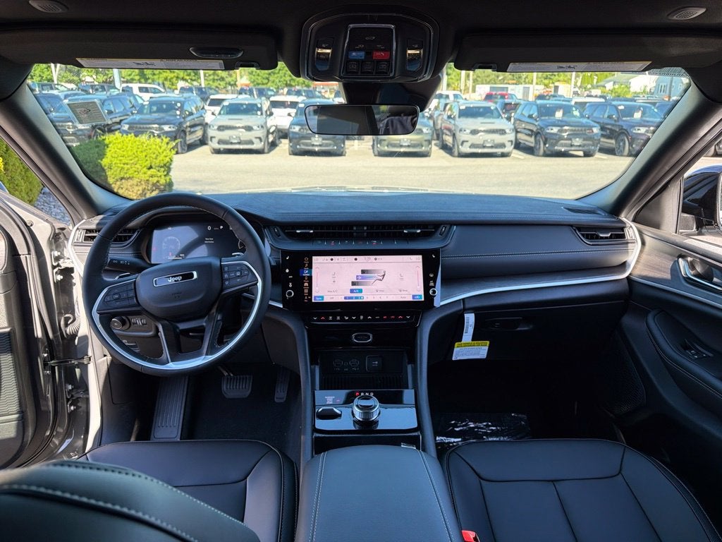 2027 Jeep Grand Cherokee Limited