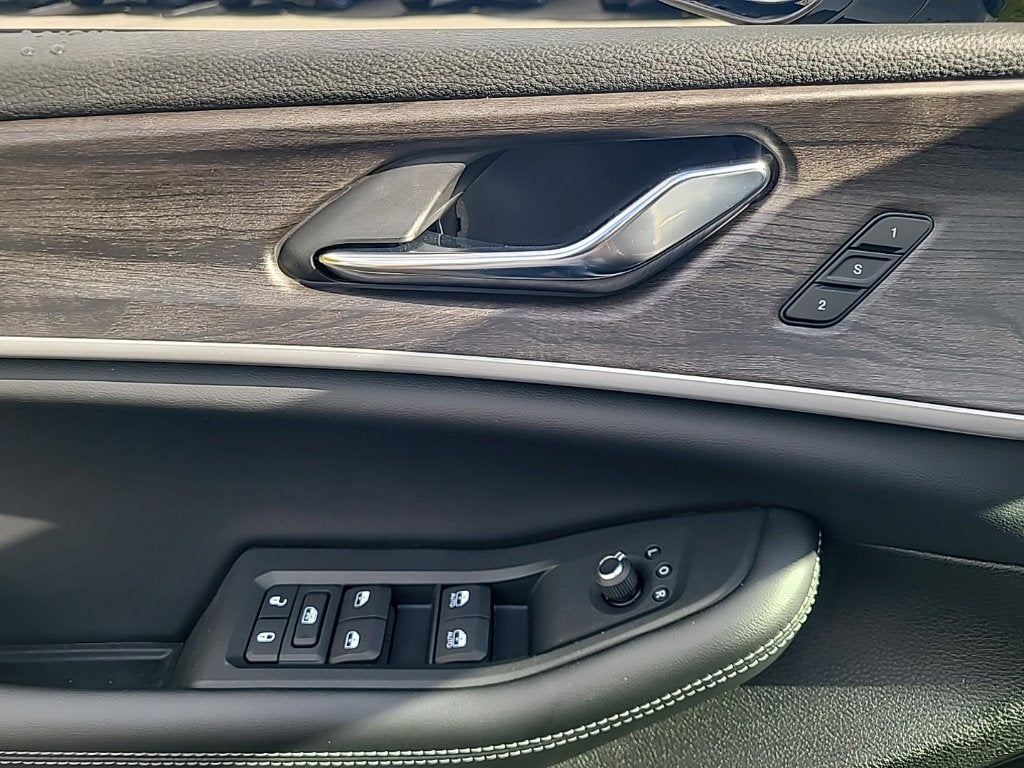 2027 Jeep Grand Cherokee Limited