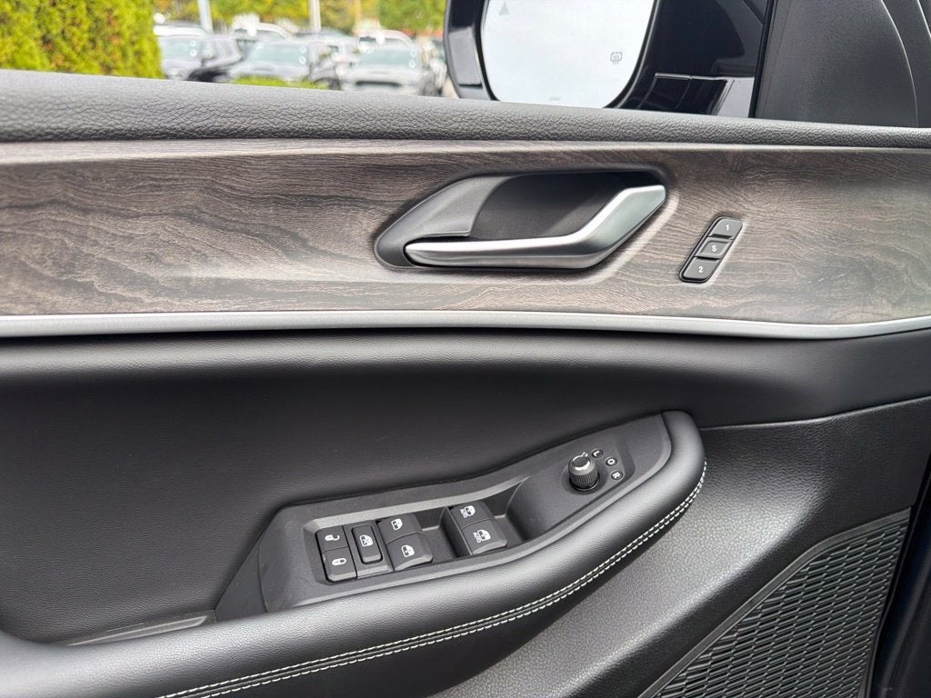 2027 Jeep Grand Cherokee Limited