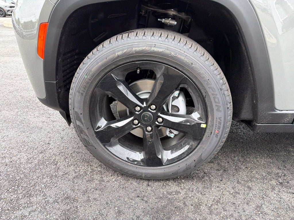 2027 Jeep Grand Cherokee Limited