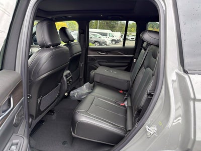2027 Jeep Grand Cherokee Limited