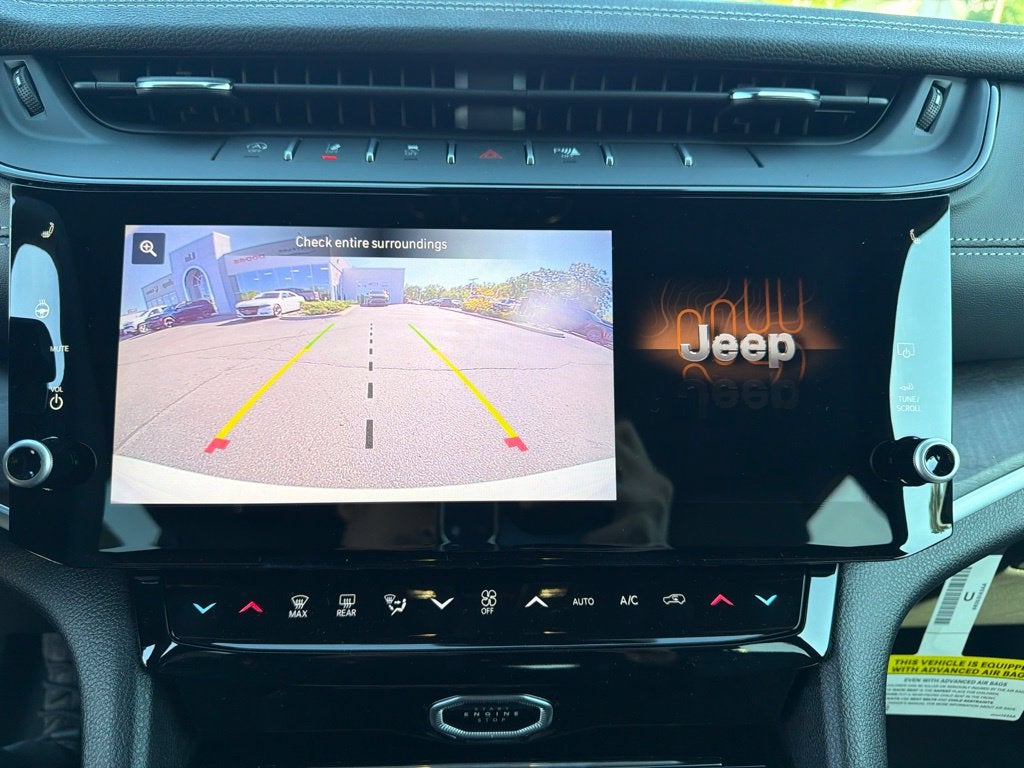 2027 Jeep Grand Cherokee Limited