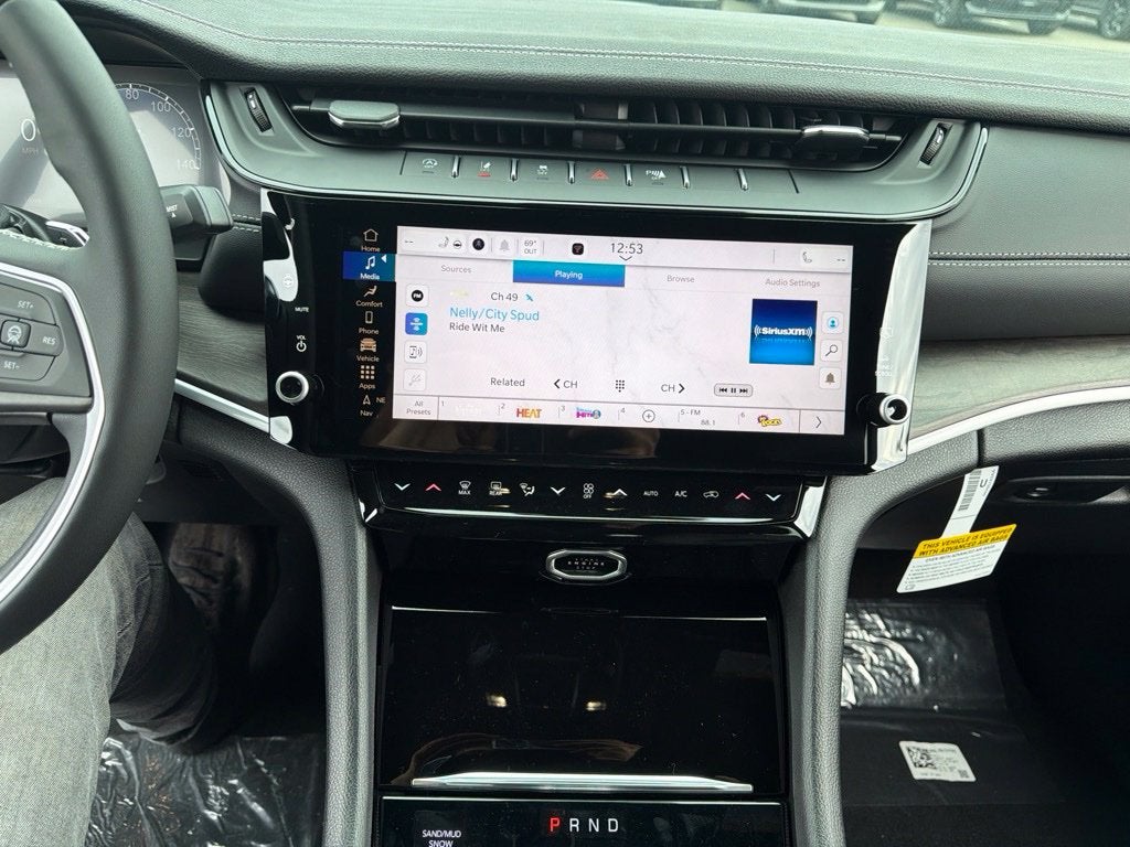 2027 Jeep Grand Cherokee Limited
