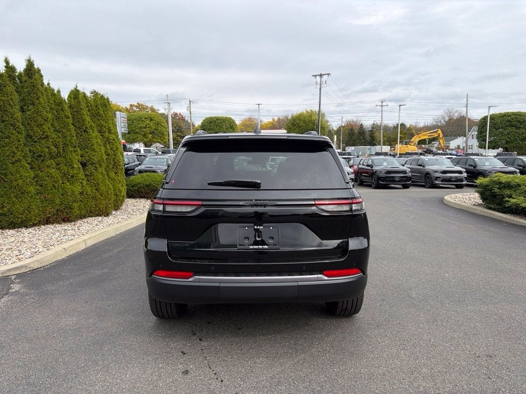 2027 Jeep Grand Cherokee Limited