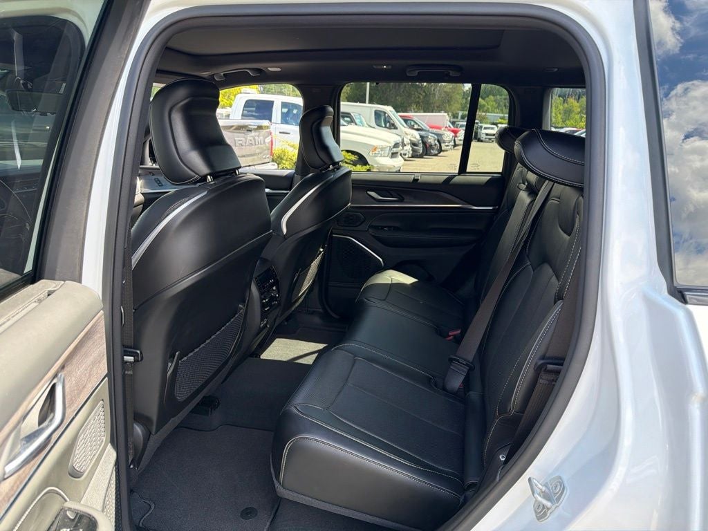 2023 Jeep Grand Cherokee Overland
