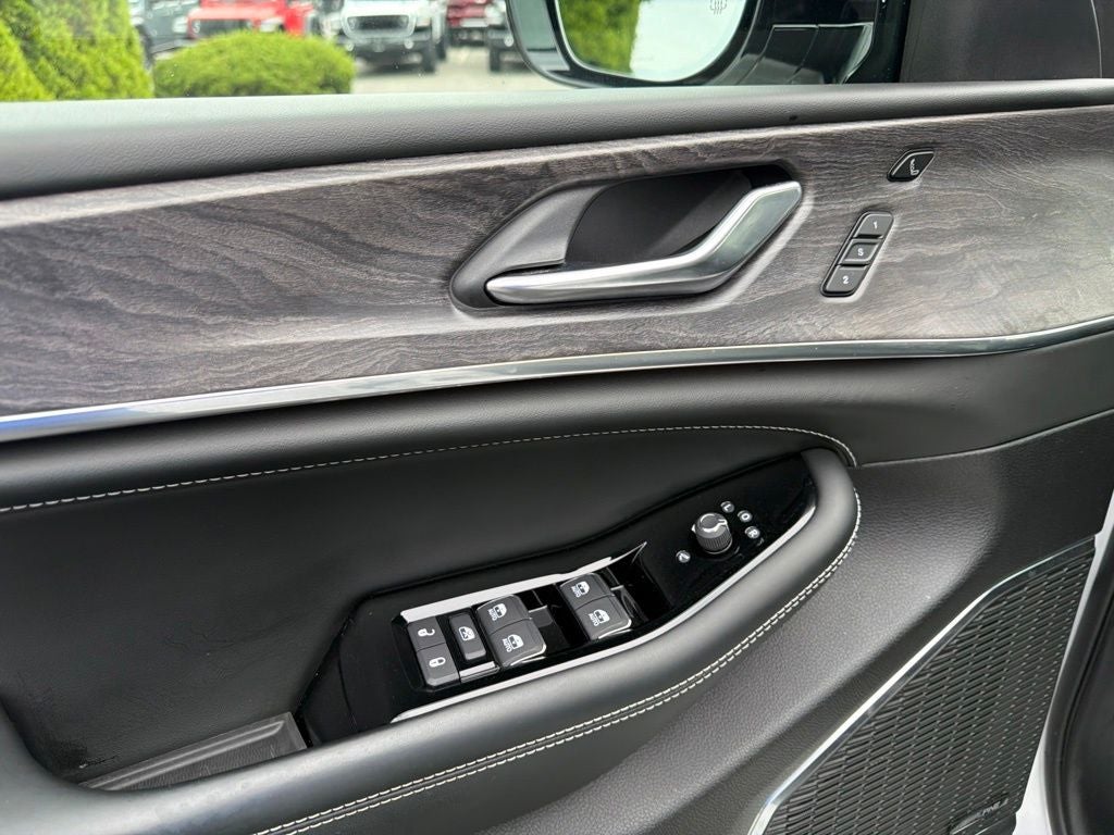 2024 Jeep Grand Cherokee Overland
