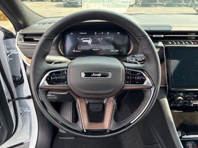 2025 Jeep Grand Cherokee Summit