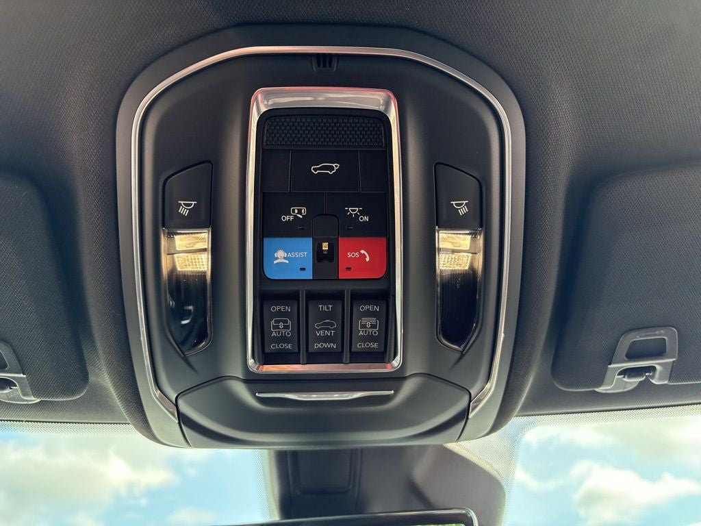 2025 Jeep Grand Cherokee Summit