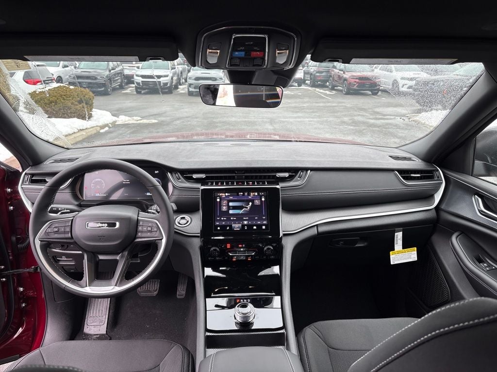 2026 Jeep Grand Cherokee L Laredo