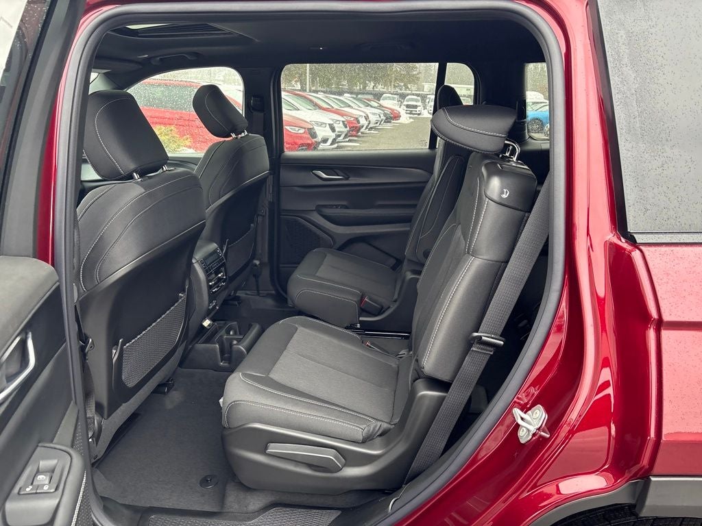 2026 Jeep Grand Cherokee L Laredo