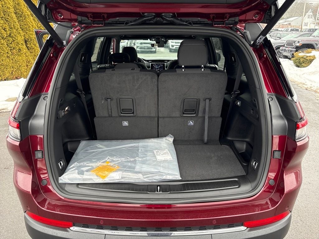 2026 Jeep Grand Cherokee L Laredo