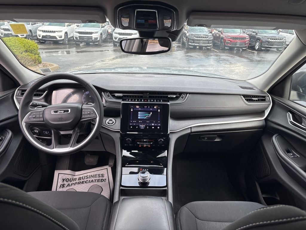 2024 Jeep Grand Cherokee L Laredo