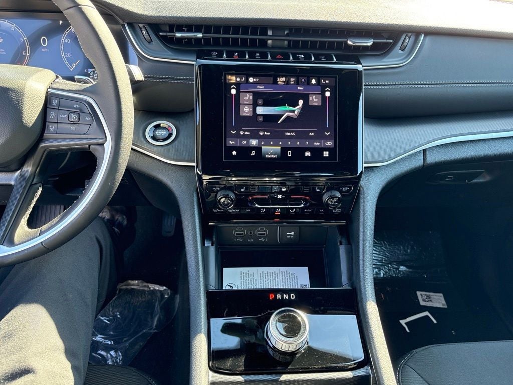 2026 Jeep Grand Cherokee L Laredo