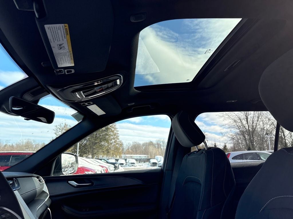 2026 Jeep Grand Cherokee L Laredo