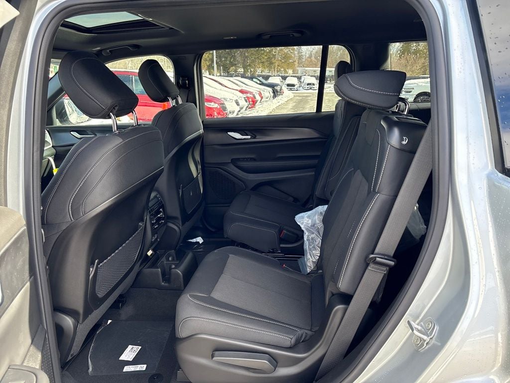 2026 Jeep Grand Cherokee L Laredo