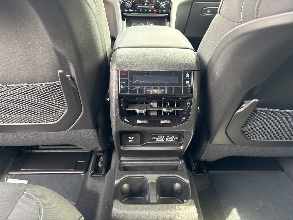 2026 Jeep Grand Cherokee L Laredo