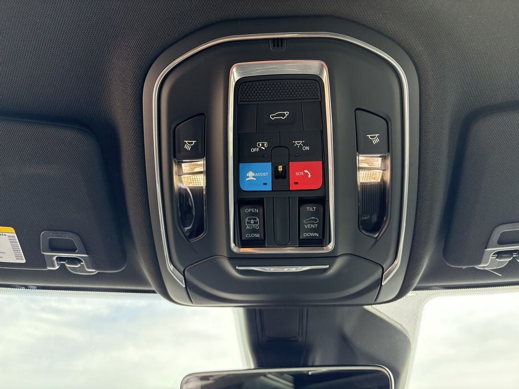 2026 Jeep Grand Cherokee L Laredo