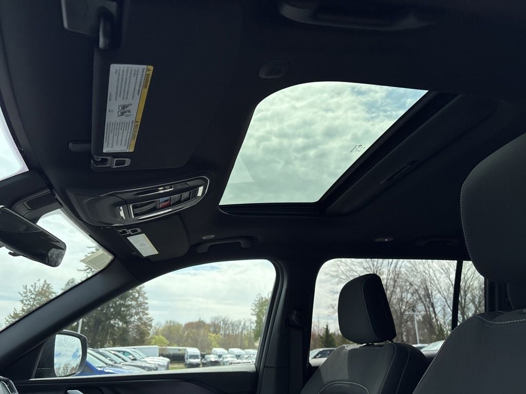 2026 Jeep Grand Cherokee L Laredo
