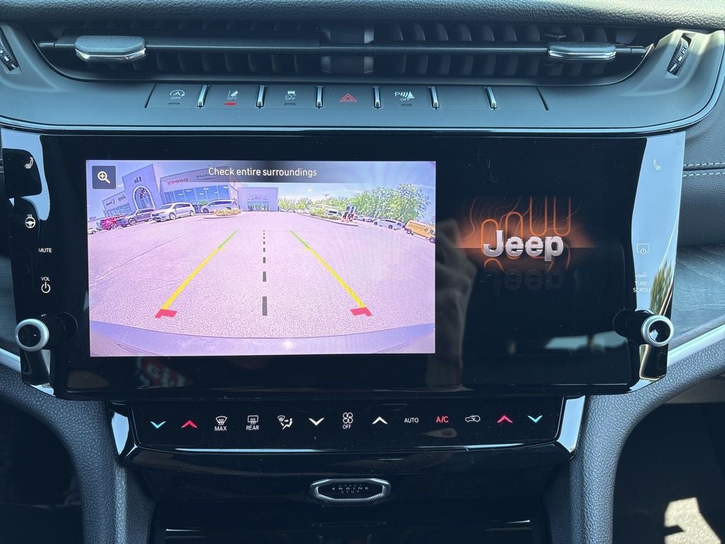 2026 Jeep Grand Cherokee L Laredo