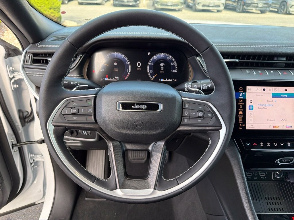 2027 Jeep Grand Cherokee L Limited