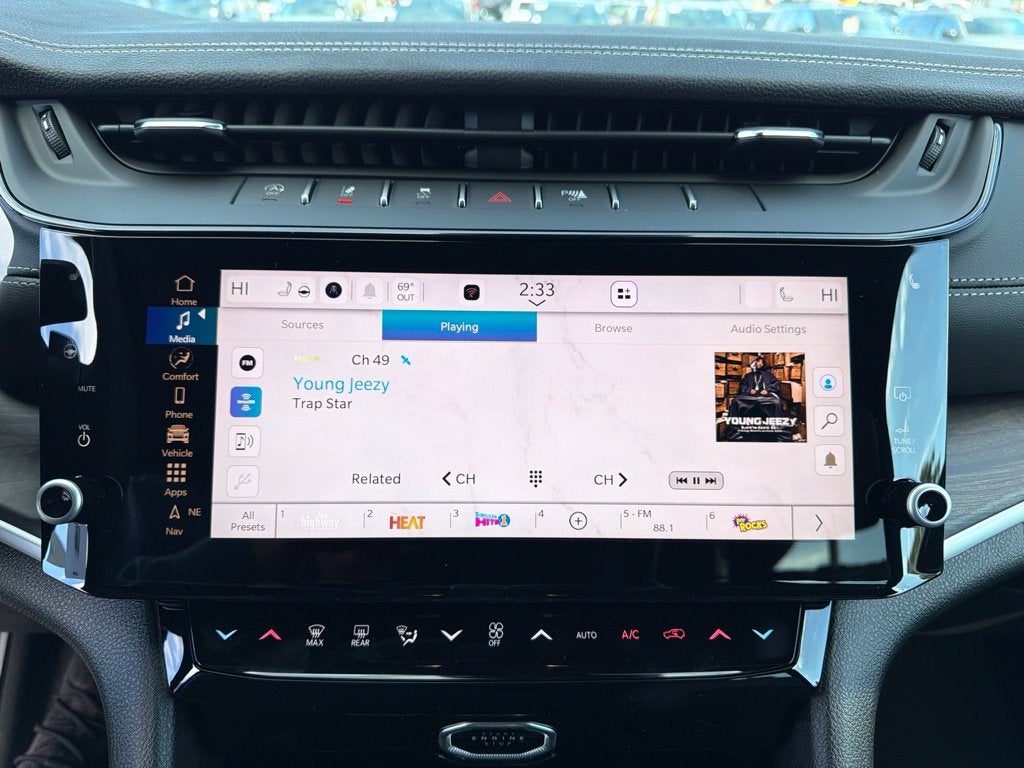 2027 Jeep Grand Cherokee L Limited