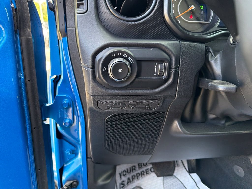 2025 Jeep Wrangler Rubicon 392