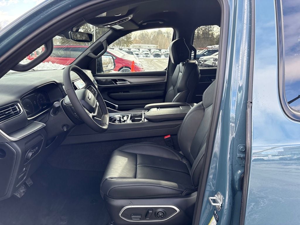 2026 Jeep Grand Wagoneer L Base