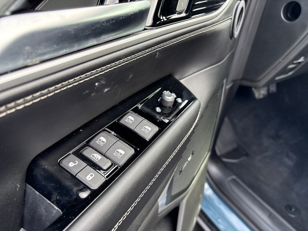 2026 Jeep Grand Wagoneer L Base