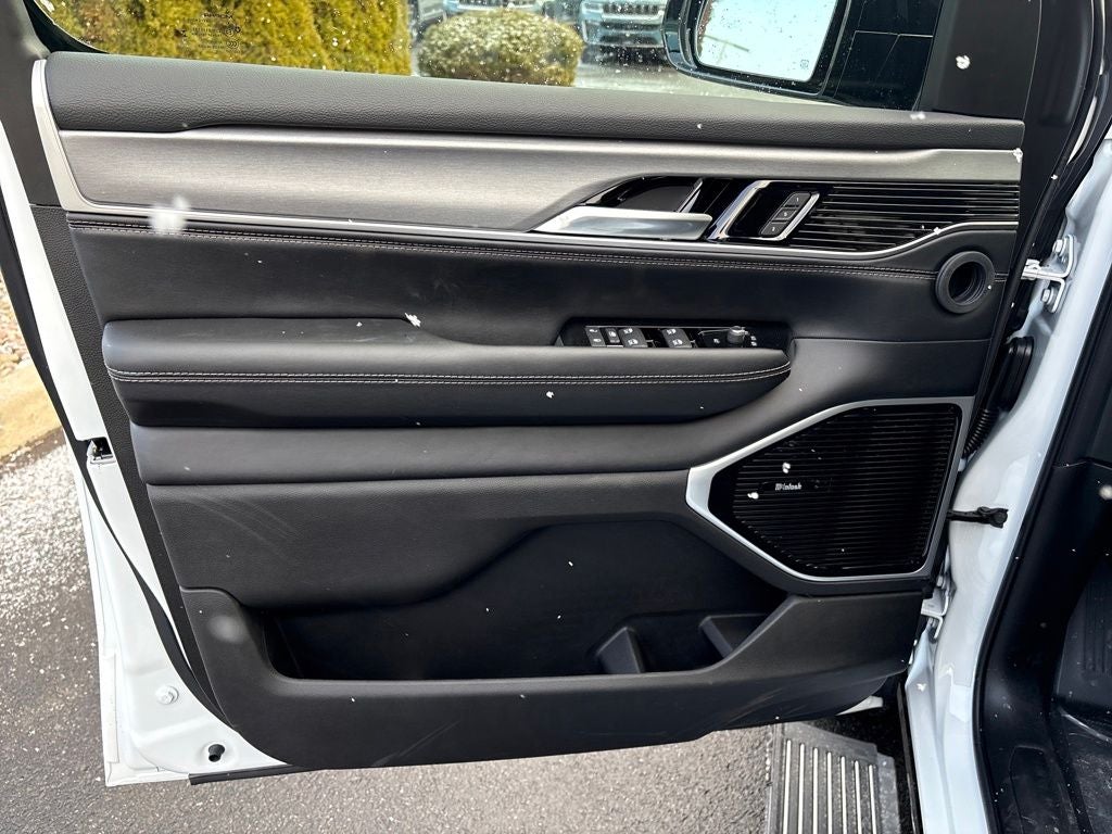 2026 Jeep Grand Wagoneer L Limited Altitude