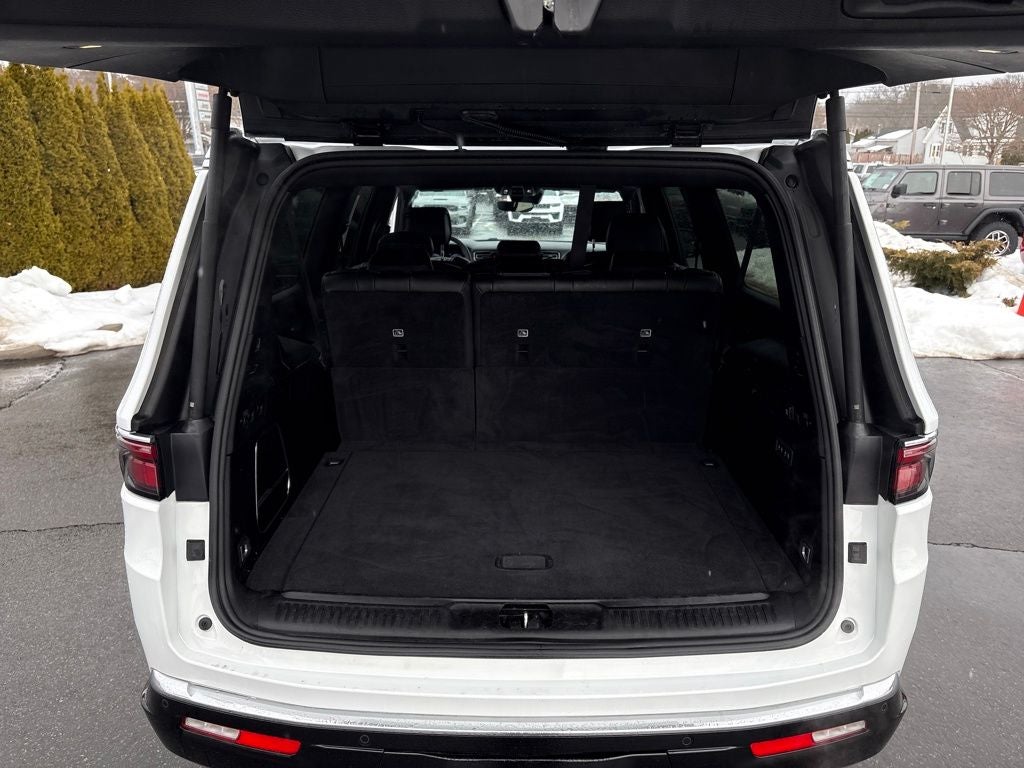 2024 Jeep Wagoneer L Series III