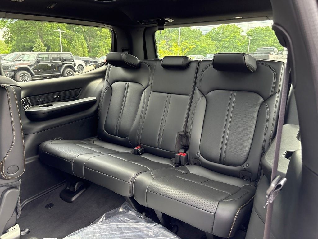 2026 Jeep Grand Wagoneer 85th Anniversary Edition