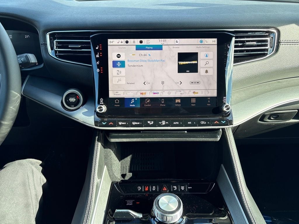 2026 Jeep Grand Wagoneer Base