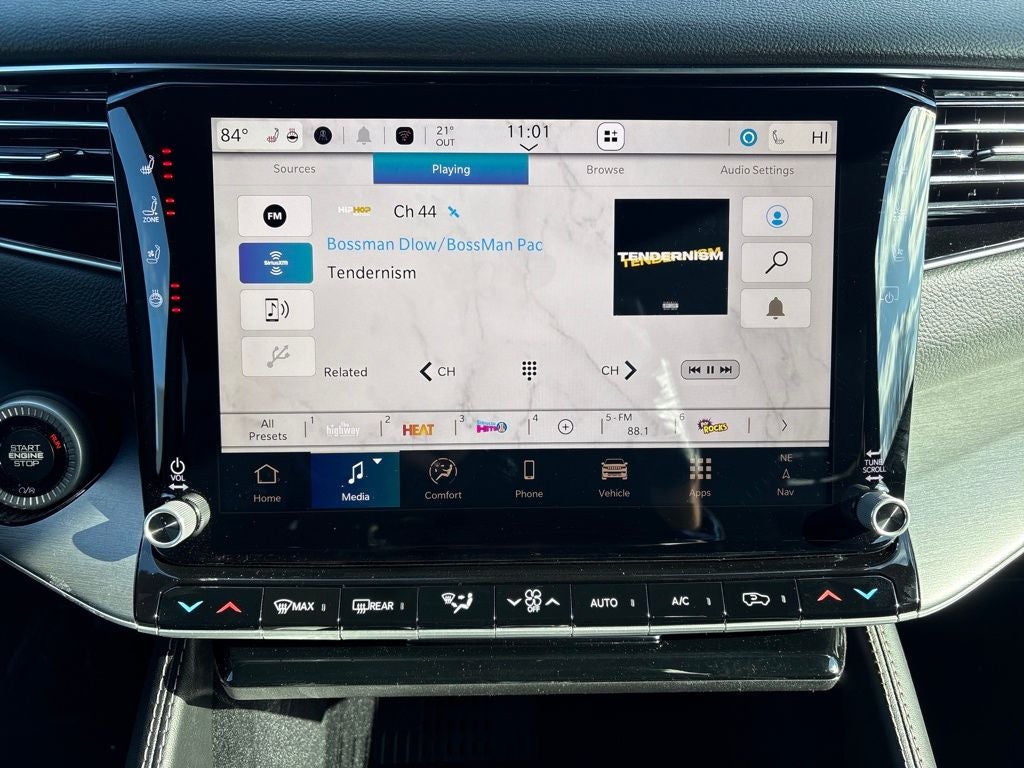 2026 Jeep Grand Wagoneer Base