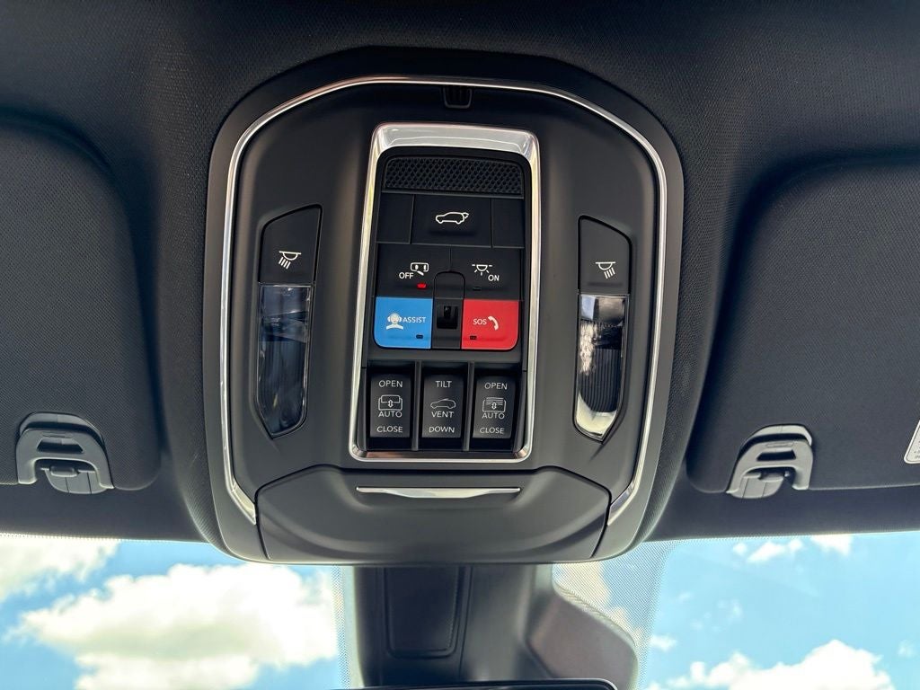 2026 Jeep Grand Wagoneer Base
