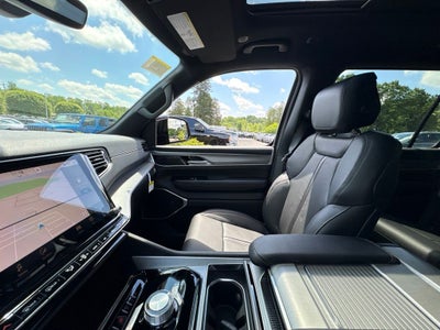2026 Jeep Grand Wagoneer Base