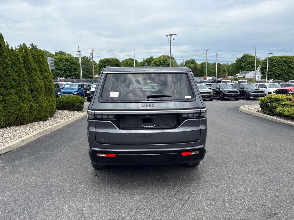 2026 Jeep Grand Wagoneer Base