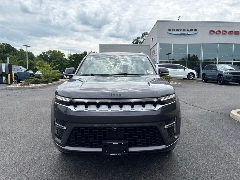 2026 Jeep Grand Wagoneer Base