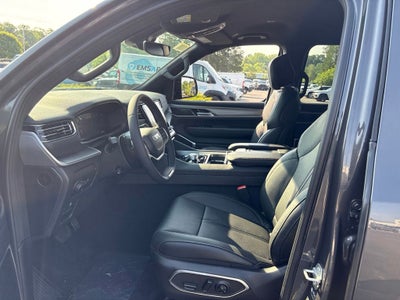 2026 Jeep Grand Wagoneer Base